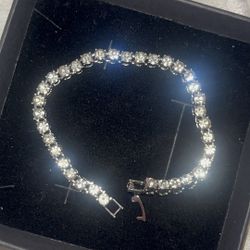 Tennis Style Bracelet 