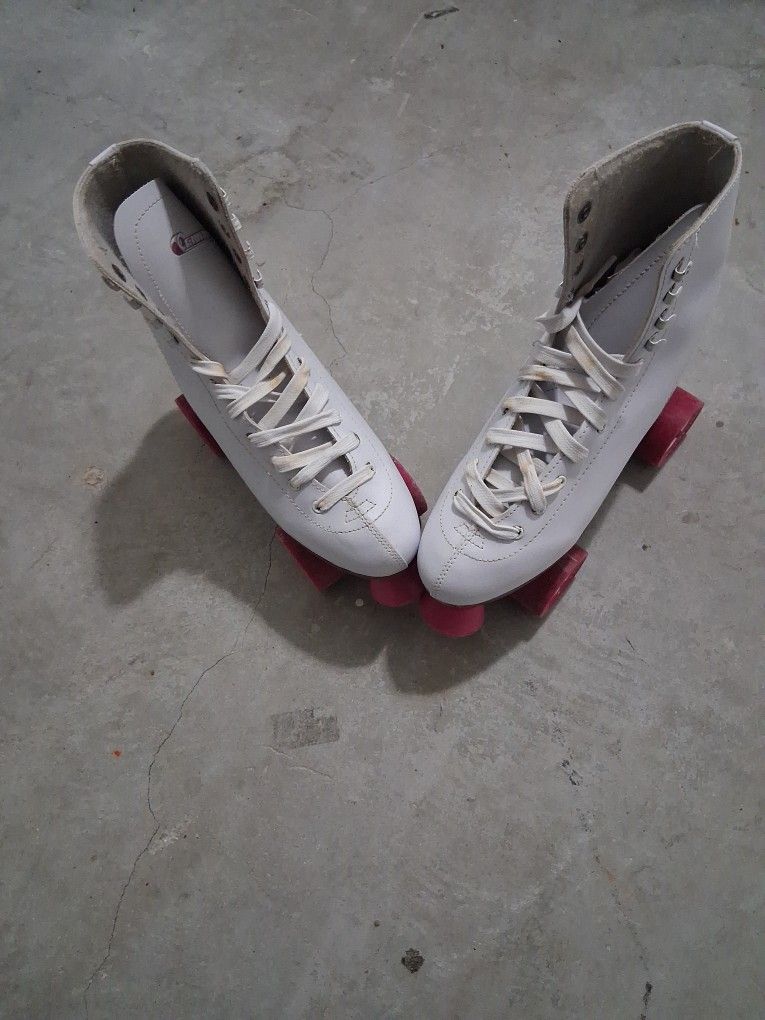 Women ROLLER Skates Like New