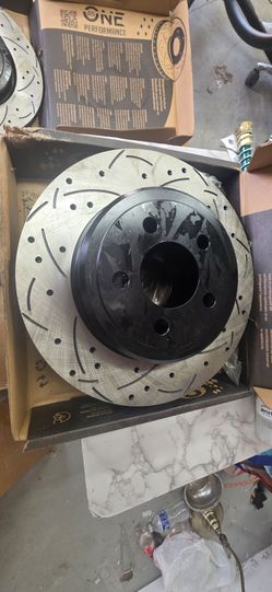 New brakes (dodge. Challenger charger awd )