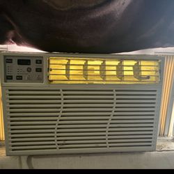 Window aC 