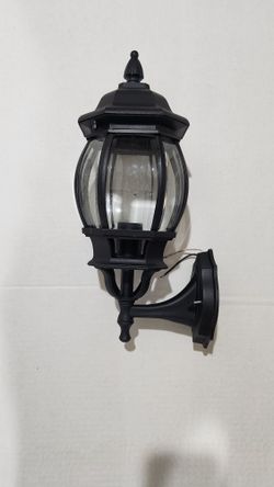 Exterior Wall Lantern