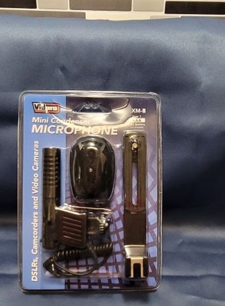 MINI CONDENSER MICROPHONE SLR AND CAMCORDERS