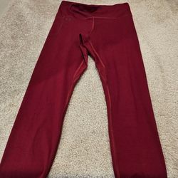UA Motion
Women's Ankle Leggings
