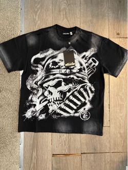 Hellstar graphic t (medium)