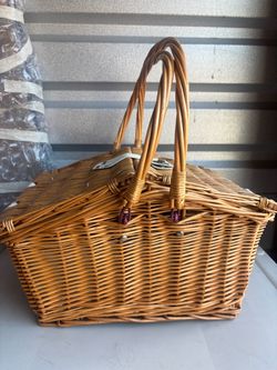 Basket for picnic