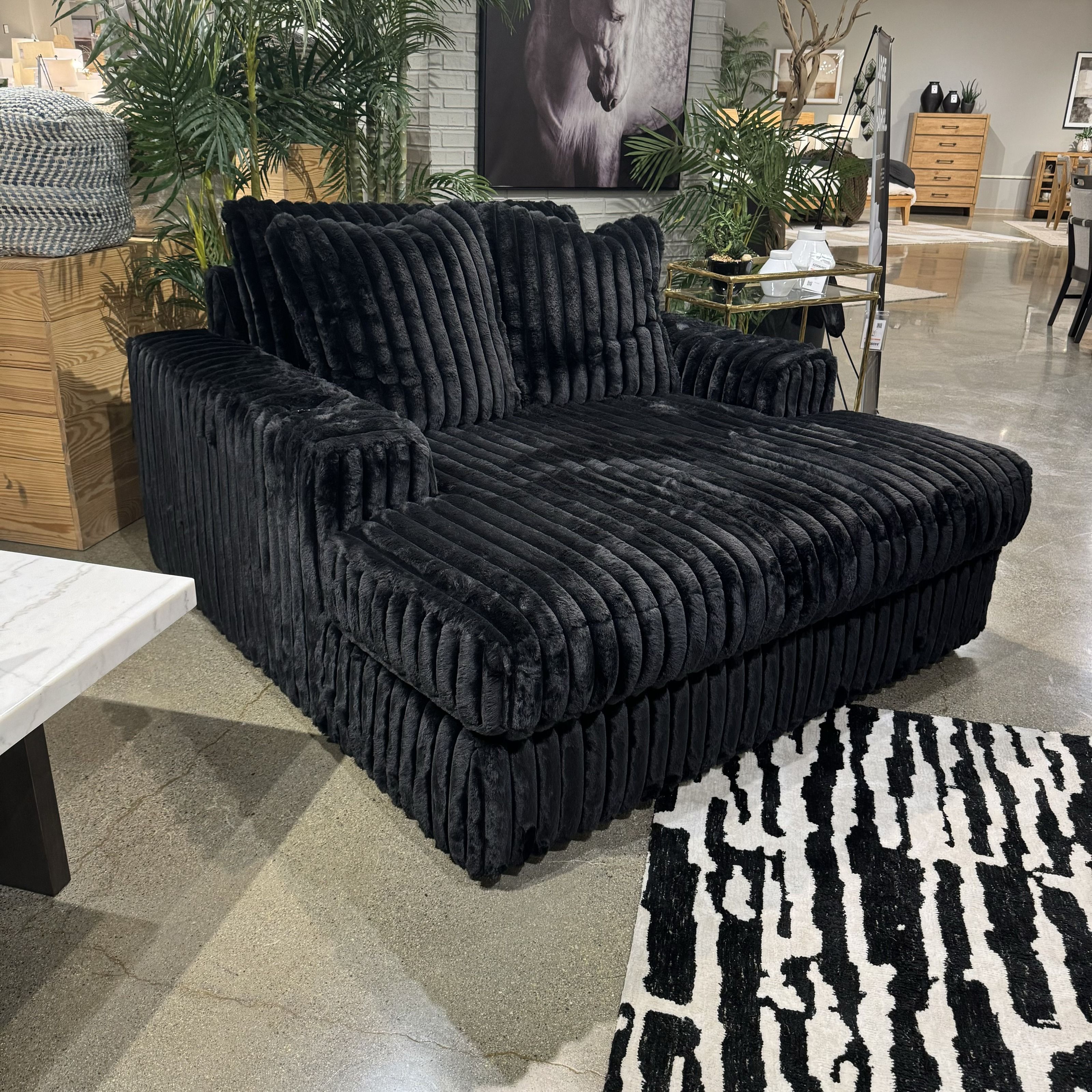 Onyx Jumbo Corduroy Oversized Chaise 2 cup holders USB charging port