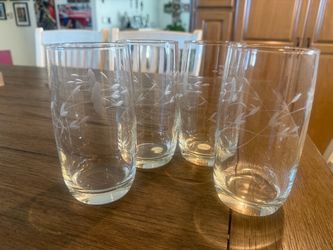 Princess house Set of 4 Etched Floral Drinking Glasses