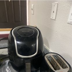 Air Fryer And. Toaster.