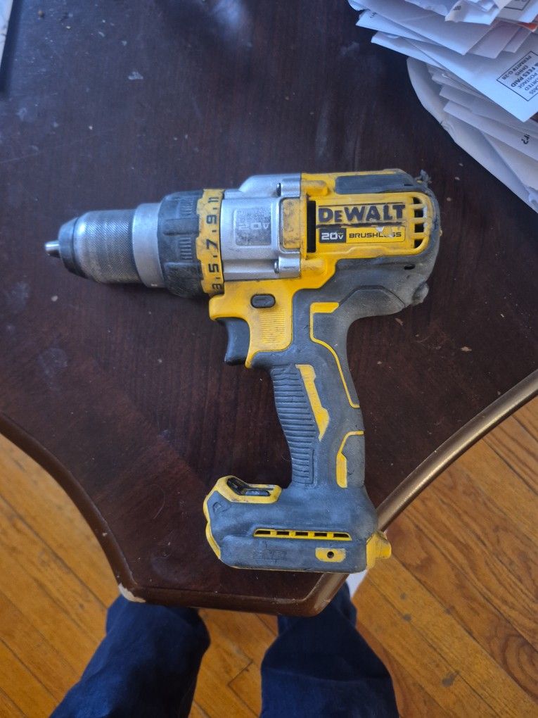 Dewalt Drill Dcd999