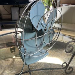 Cute Antique Fan (GE)