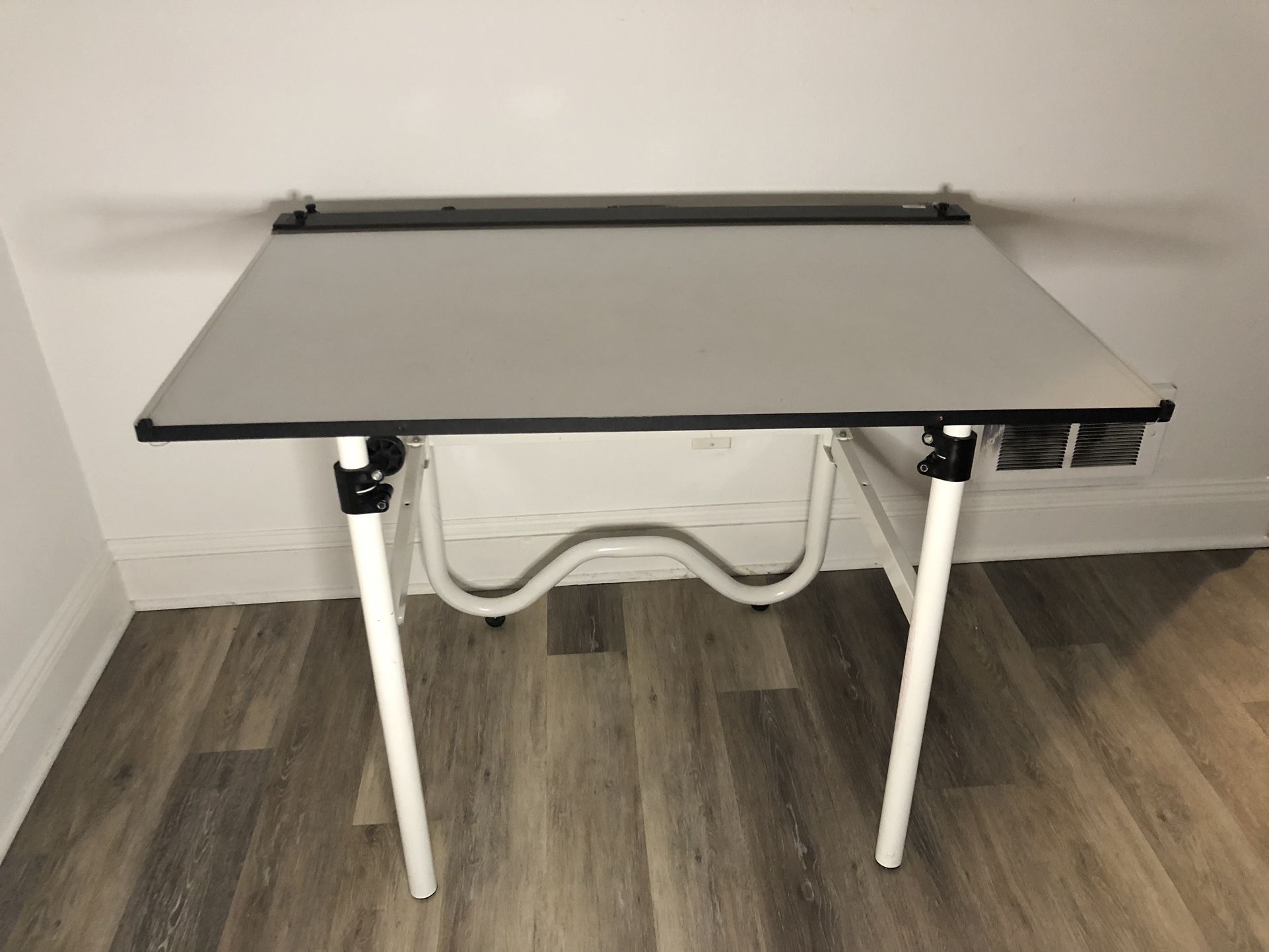 Free Drafting Table