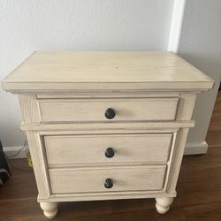 Side Drawer/table