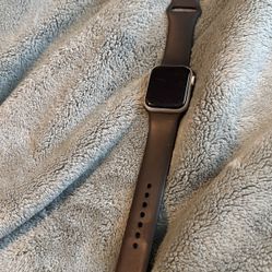 Apple Watch Series 4