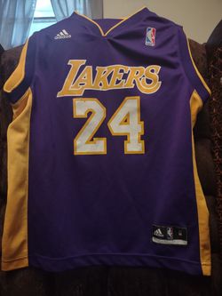Youth Medium Kobe Bryant Jersey 