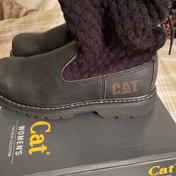 Brand New Womens Cat Boots Sz 6. Still In The Box. Thumbnail