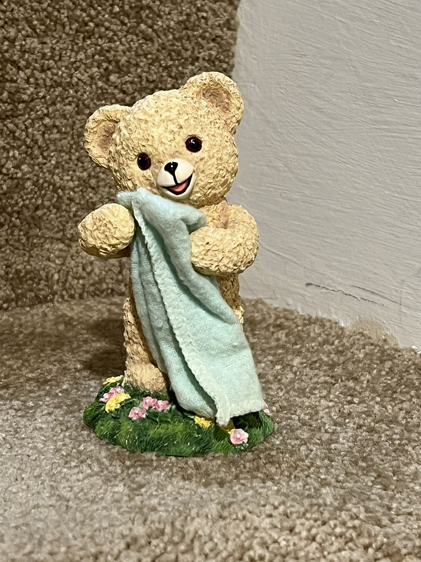 Cherished Teddies I Want to be your snuggle bear figure Snuggie Blanket Enesco