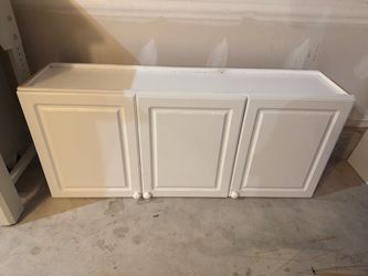 Wall cabinets 2 pieces