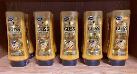 NEW GLISS CONDITIONER (3 for $10) I have 10 bottles.
