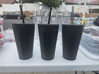 Grande Starbucks Cups 