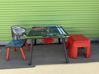 Kids Table And Chairs 