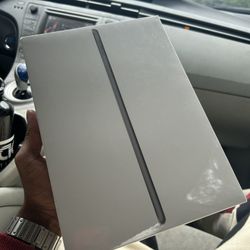 iPad 9th Gen Wi-Fi  64gb (Space Grey) 