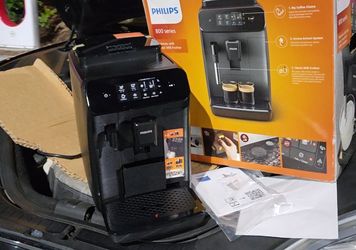 Philips espresso coffee fully automatic 800 series NEW with box