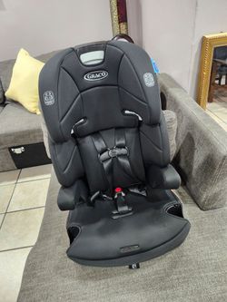 Graco. Carseat