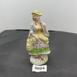 Victorian Lady Figurine Made in Occupied Japan 6" Tall - Vintage Gold Trim