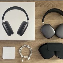 Apple Over-Ear Wireless Headphones – Black