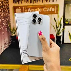 Apple iPhone 15 Pro 5G 