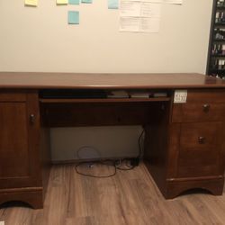 Office Desk