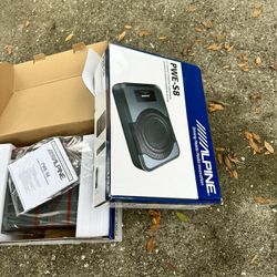 ALPINE 8”SUBWOOFERS 