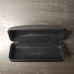 Genuine NIKE Black Glasses Eyeglasses Hard Clamshell Case Swoosh Just Do It