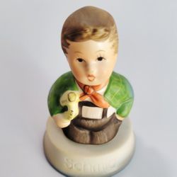 Vintage Schmid Hark The Herald. The First Statuette Thimble