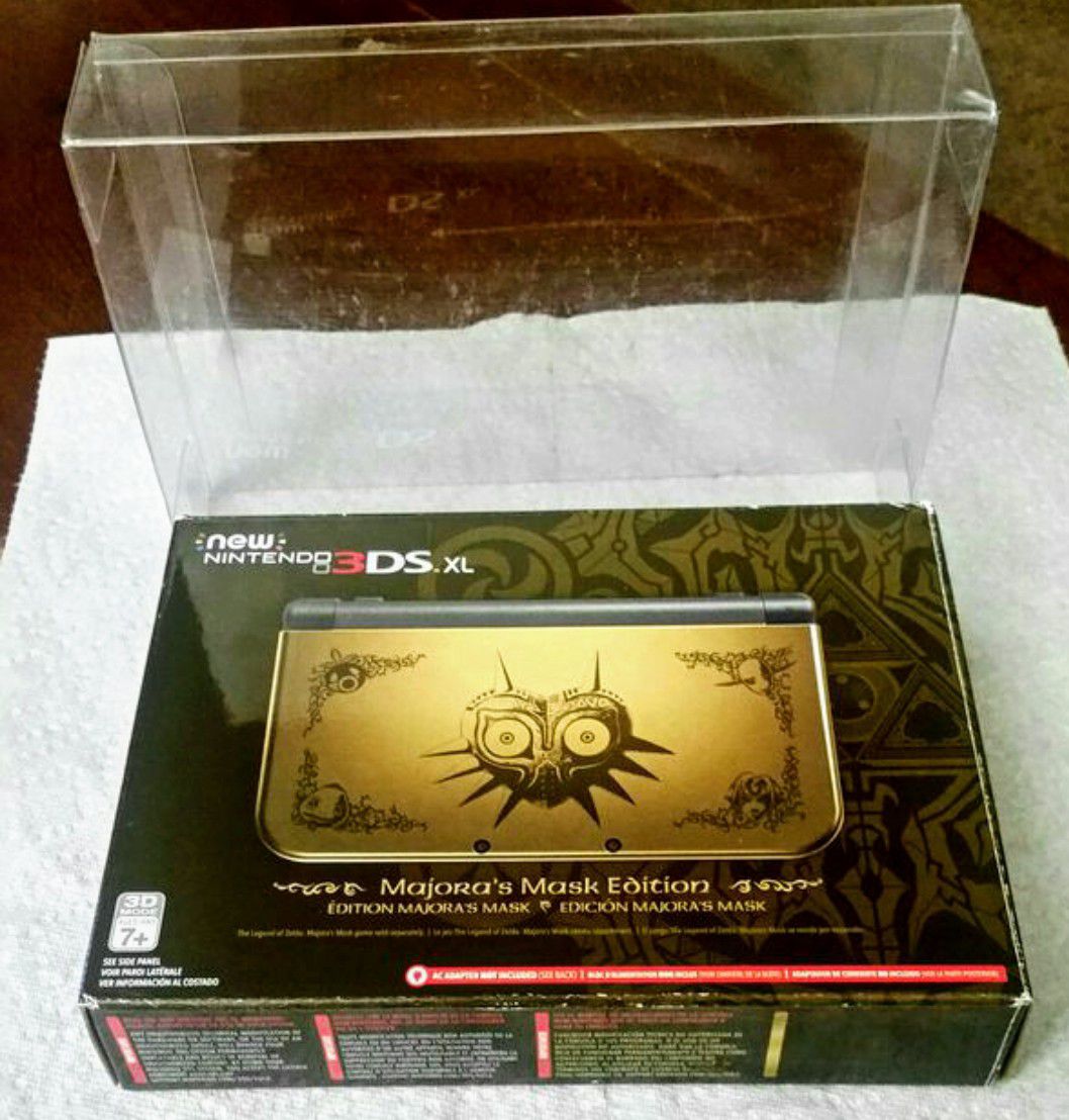 NEW NINTENDO 3DSXL SPECIAL LIMITED ZELDA MAJORAS MASK EDITION NEW NEVER USED HAS CLEAR BOX PRESERVER