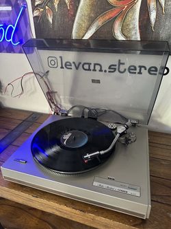 Upgrade Your Vibe: Vintage 1981 Fisher MT-6115 Turntable (Fully Serviced!)