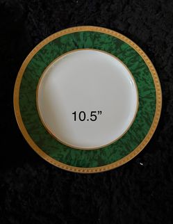 10.5” Dinner Plate Green Trim