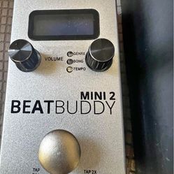 Beat Buddy Guitar Pedal With Bass Amp