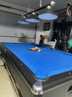 Pool Table Set (4 Items)