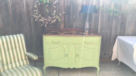Buffet, chair, lamp, wreath, small loveseat, 6 foldable chairs