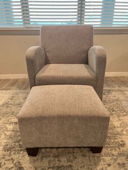 Gray Chair with ottoman