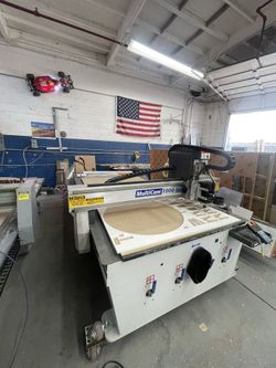 Multicam 1000 Series Machine