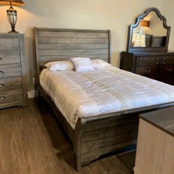 New Coralee Grey Queen Size 5pc Bedroom Set With Dresser Mirror Nightstand Chest Without Mattress And Free Delivery