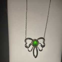 Emerald Simulant Necklace 