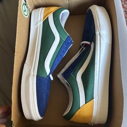 Vans - Size 8