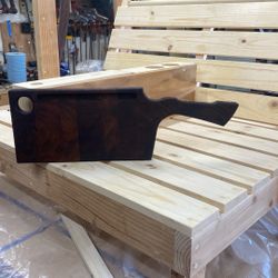 Walnut Cutting/serving Board 