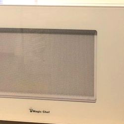 Magic Chef Microwave 