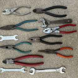 Assorted Hand Tools