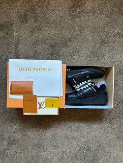 Black lv trainers
