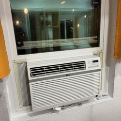LG Window Air Conditioner(WiFi)